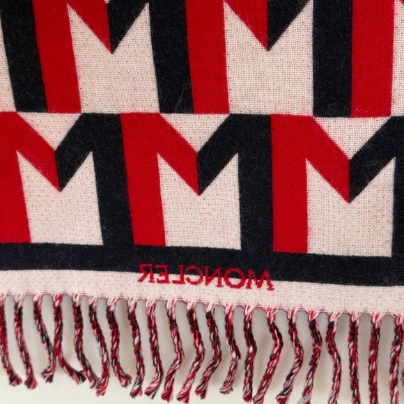 Moncler Red and Dark Blue Geometric Scarf - Picture 7 of 11